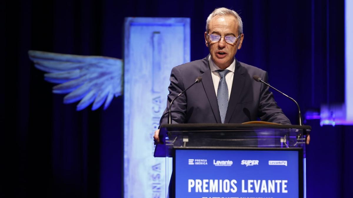 José Luis Valencia, durante su intervención en la gala de los Premios Levante Prensa Ibérica
