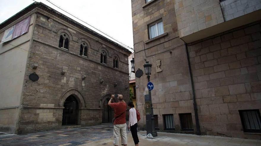 El palacio de Valdecarzana, nueva sede del Club LA NUEVA ESPAÑA de Avilés.