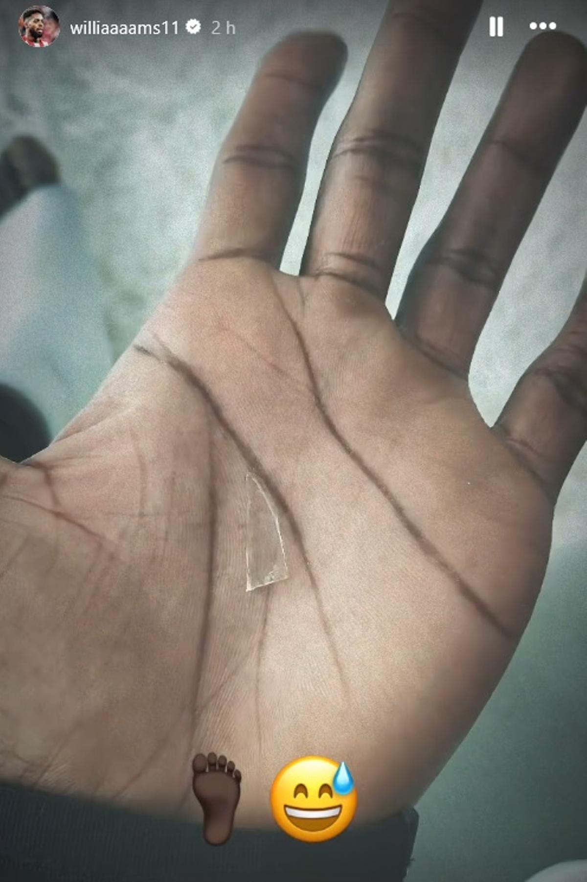 La publicación de Williams con el cristal en su mano que subió a sus 'stories' de Instagram.