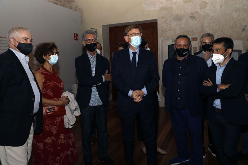 Inauguración de la exposición de Carmen Alborch en València