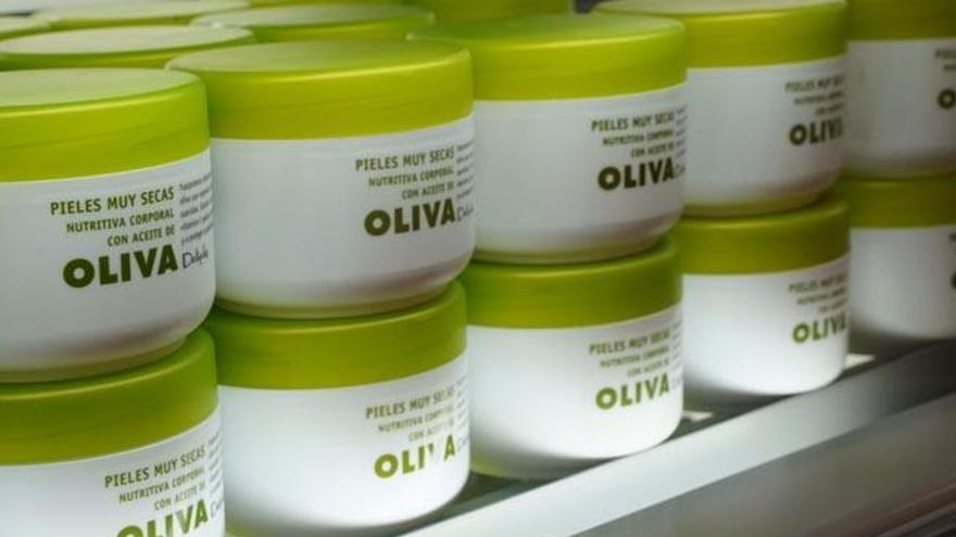 La crema de oliva Deliplus de Mercadona, de sus productos más vendidos.