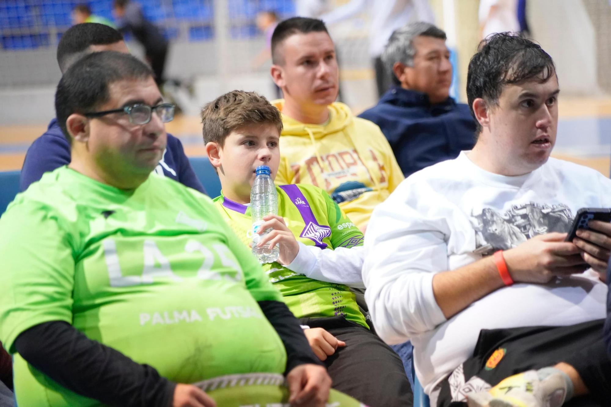 La afición también vivió el triunfo del Palma Futsal en Son Moix