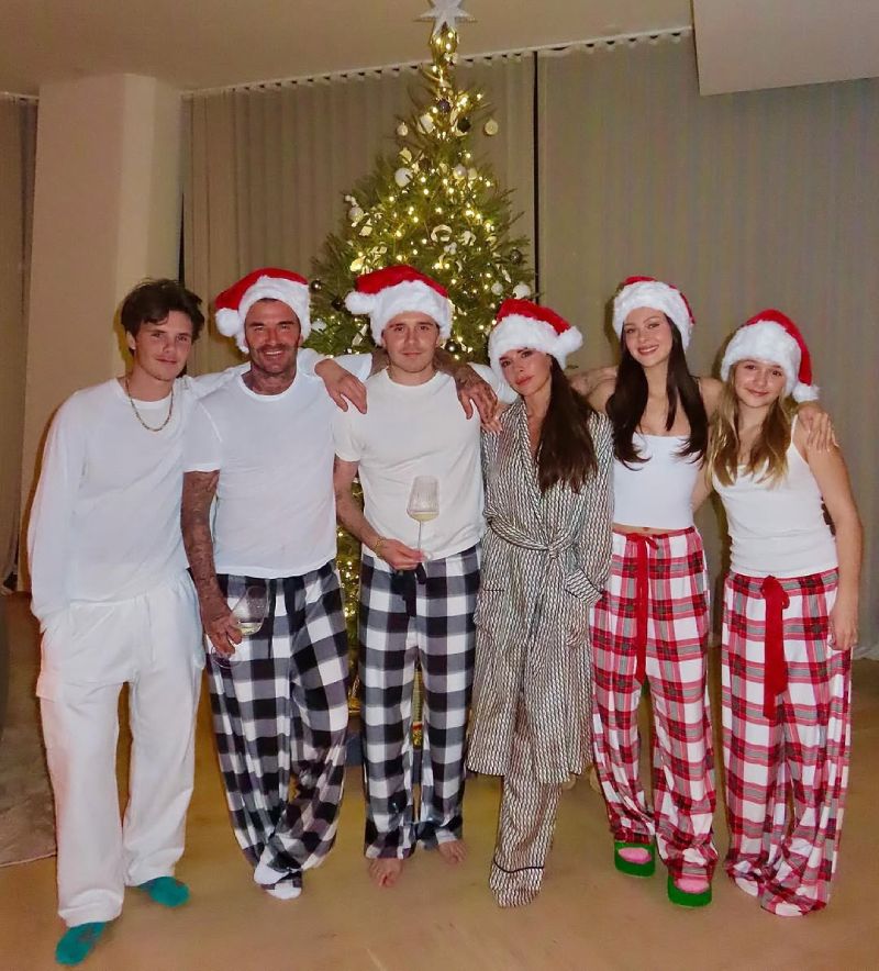 Brooklyn con su familia y su mujer, antes de que la relación se rompiese ¿PARA SIEMPRE?