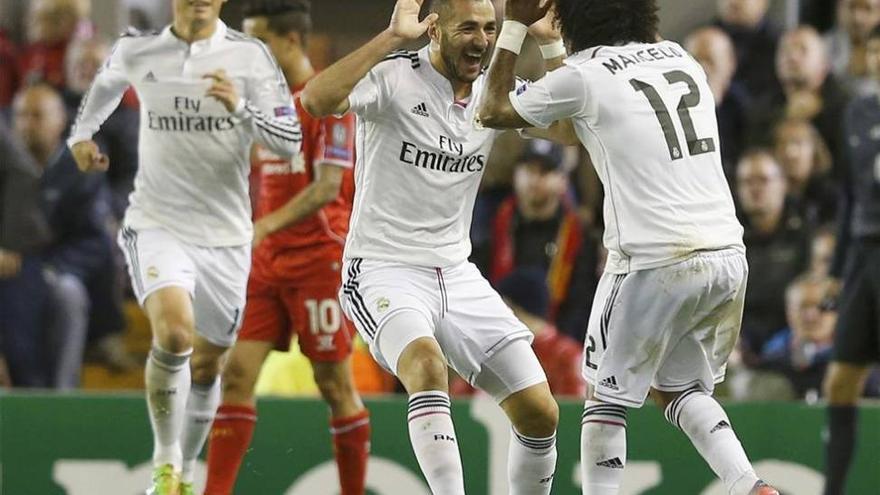 El Real Madrid se exhibe ante el Liverpool (0-3)