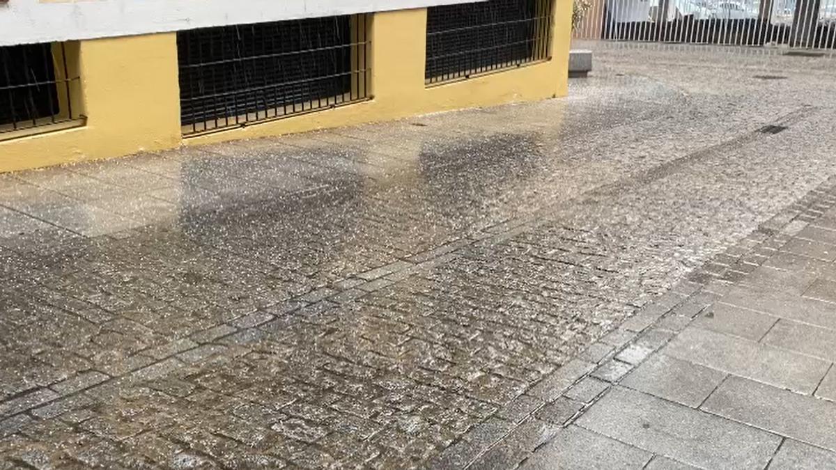 Vídeo | Una granizada sorprende en Mérida