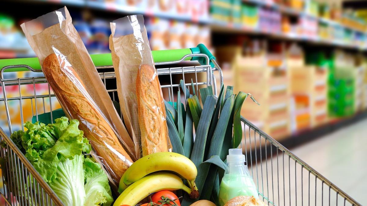 De Mercadona a Cash Fresh: estos son los supermercados más caros y más  baratos de Málaga