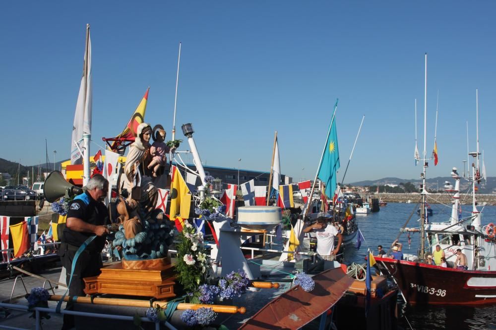 Procesión en Cangas