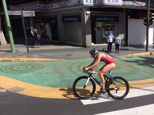 El triatlón se apodera de Las Palmas de Gran Canaria