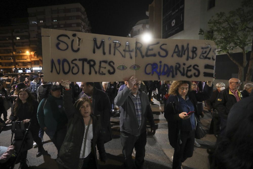 Sagunt grita contra la violencia machista el 25N