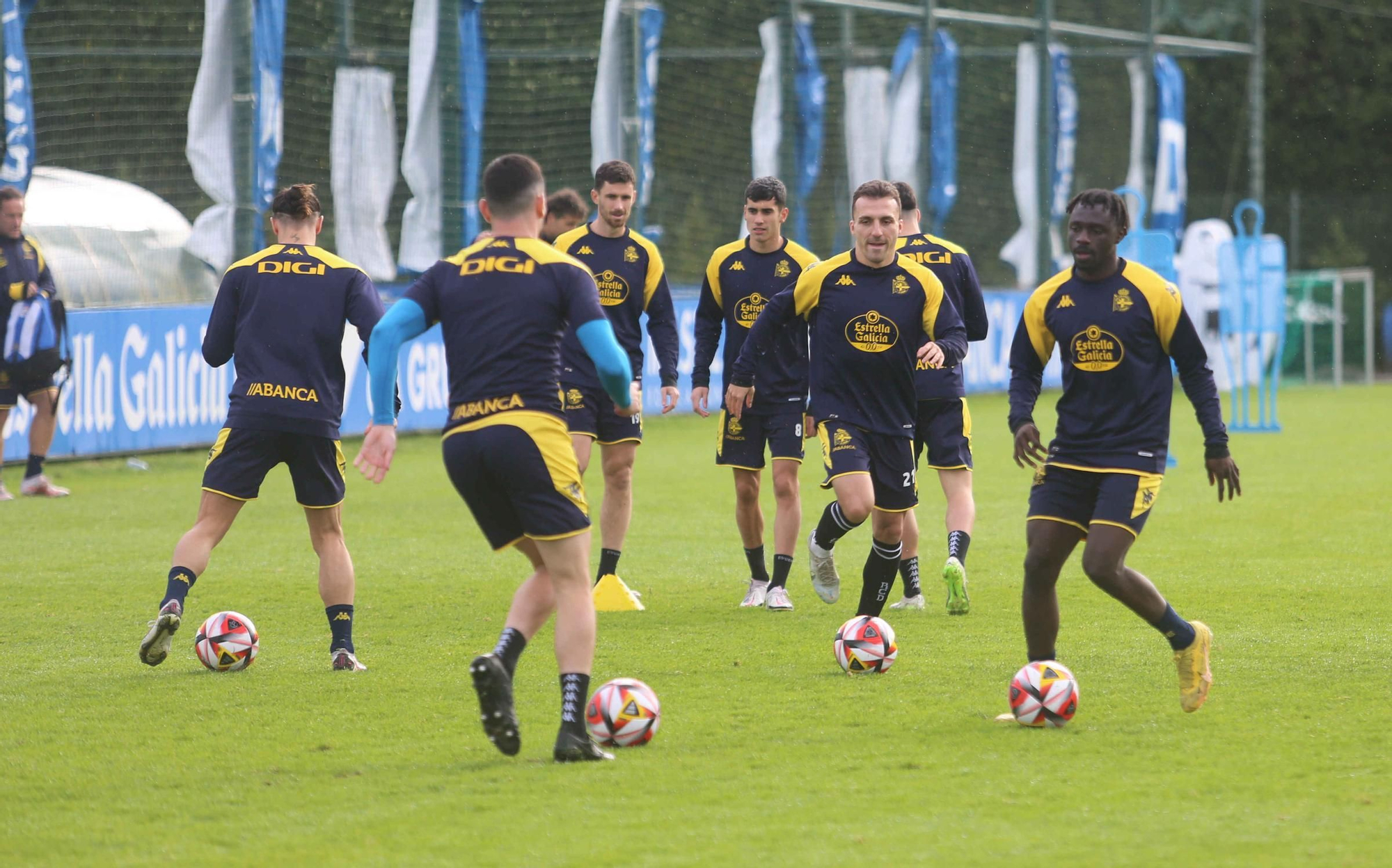 Entrenamiento del Deportivo en Abegondo