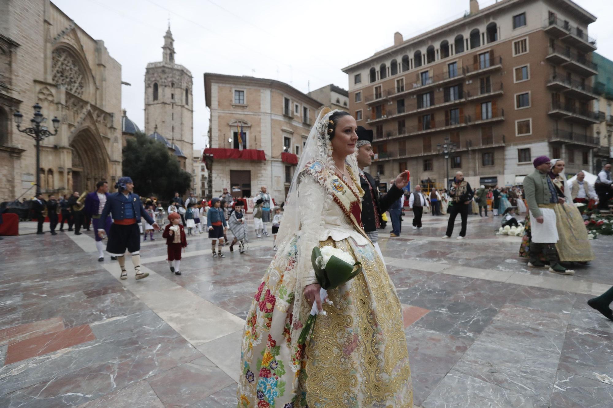 Búscate en el segundo día de ofrenda por la calle de la Paz (entre las 17:00 a las 18:00 horas)