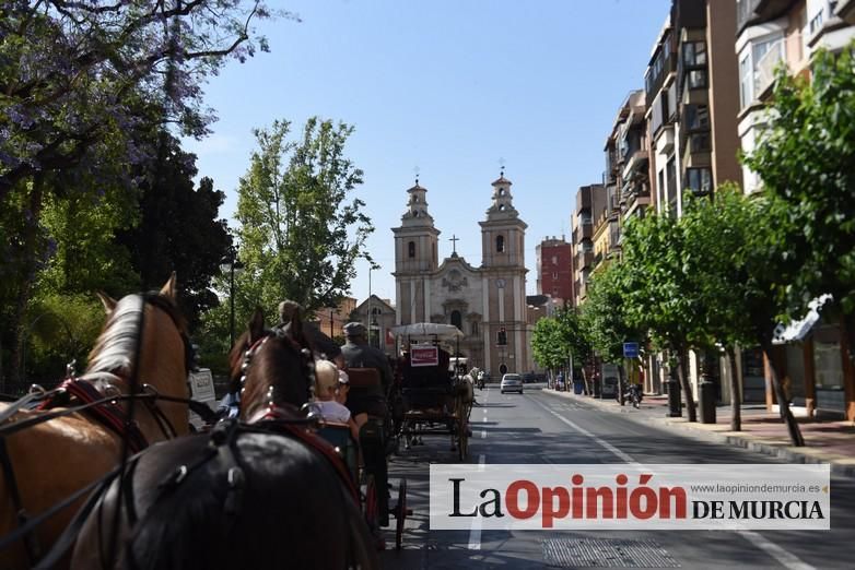 Ruta a caballo desde la ciudad al corazón de la hu