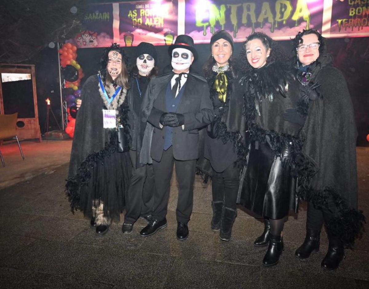 El gobierno local no faltó a la cita. |  Rafa Vázquez