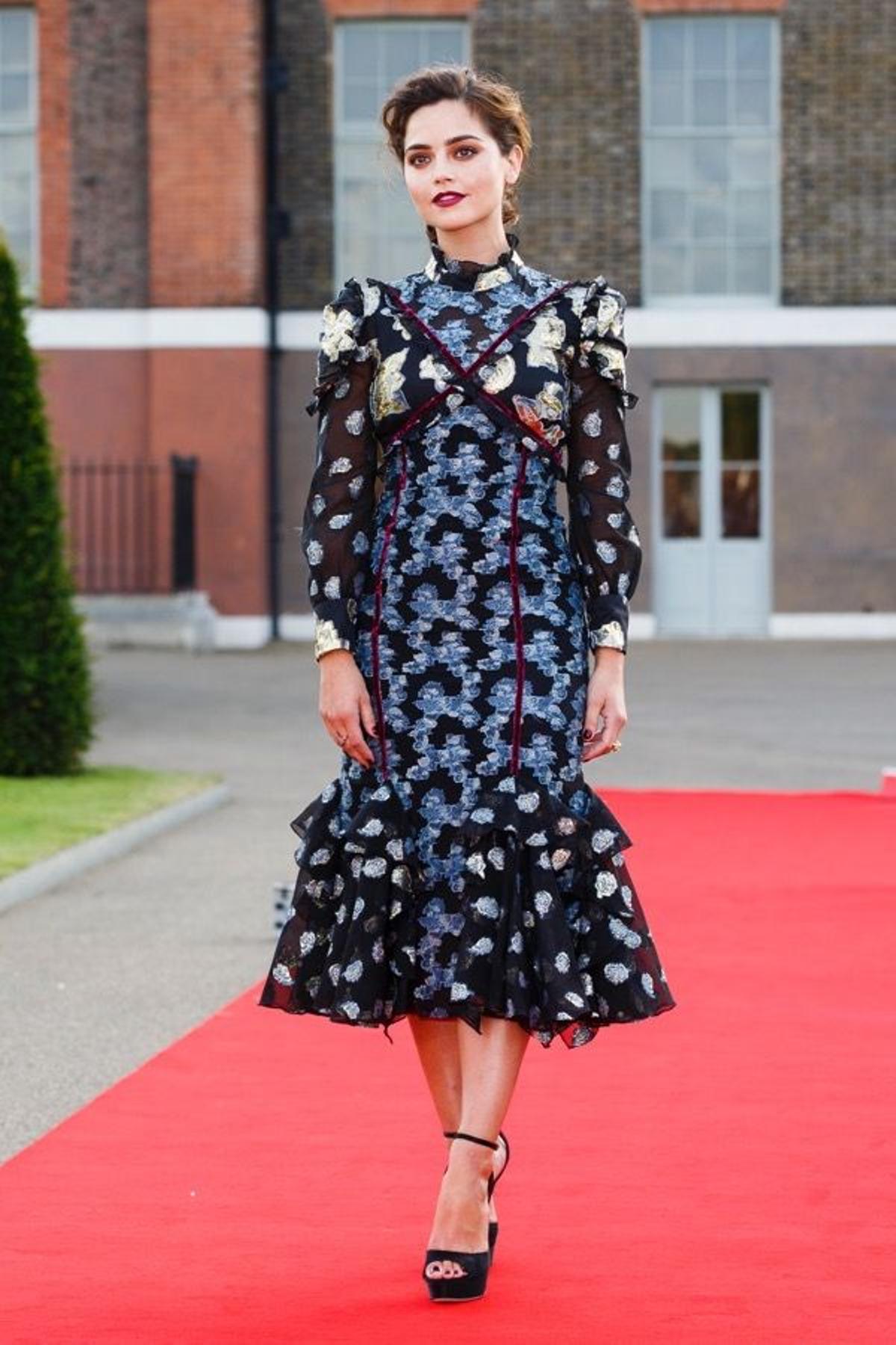 Jenna Coleman, la nueva it girl. De Erdem