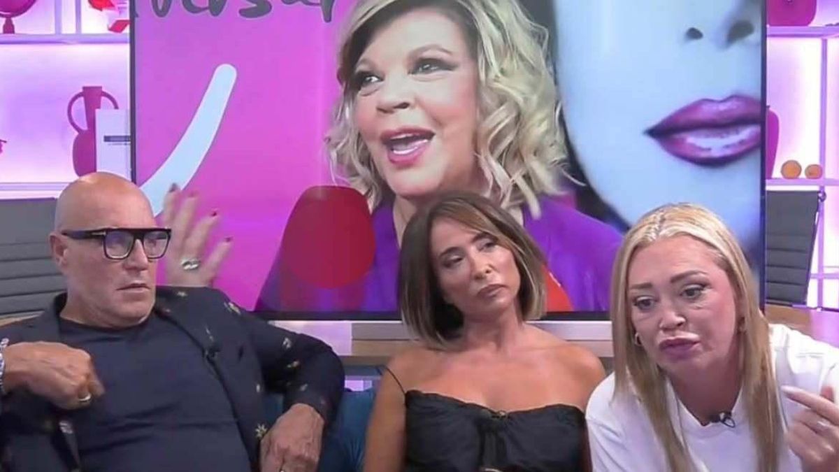 Aquí puedes ver en directo 'Ni que fuéramos Shhh': ¡dale al play para el salseo!