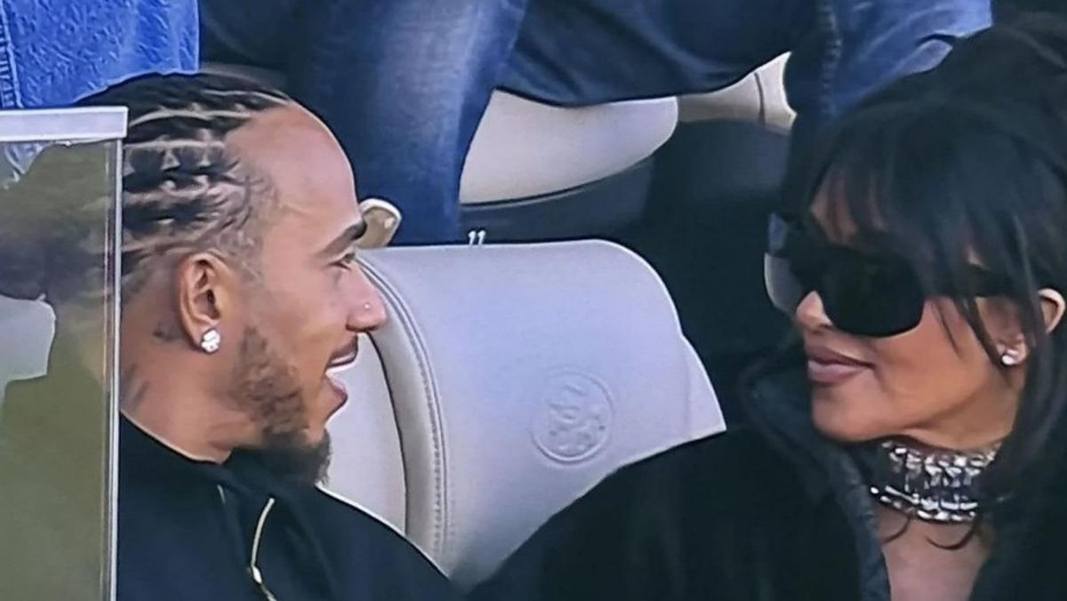 Lewis Hamilton y Kim Kardashian, el domingo en la Super Bowl. | X