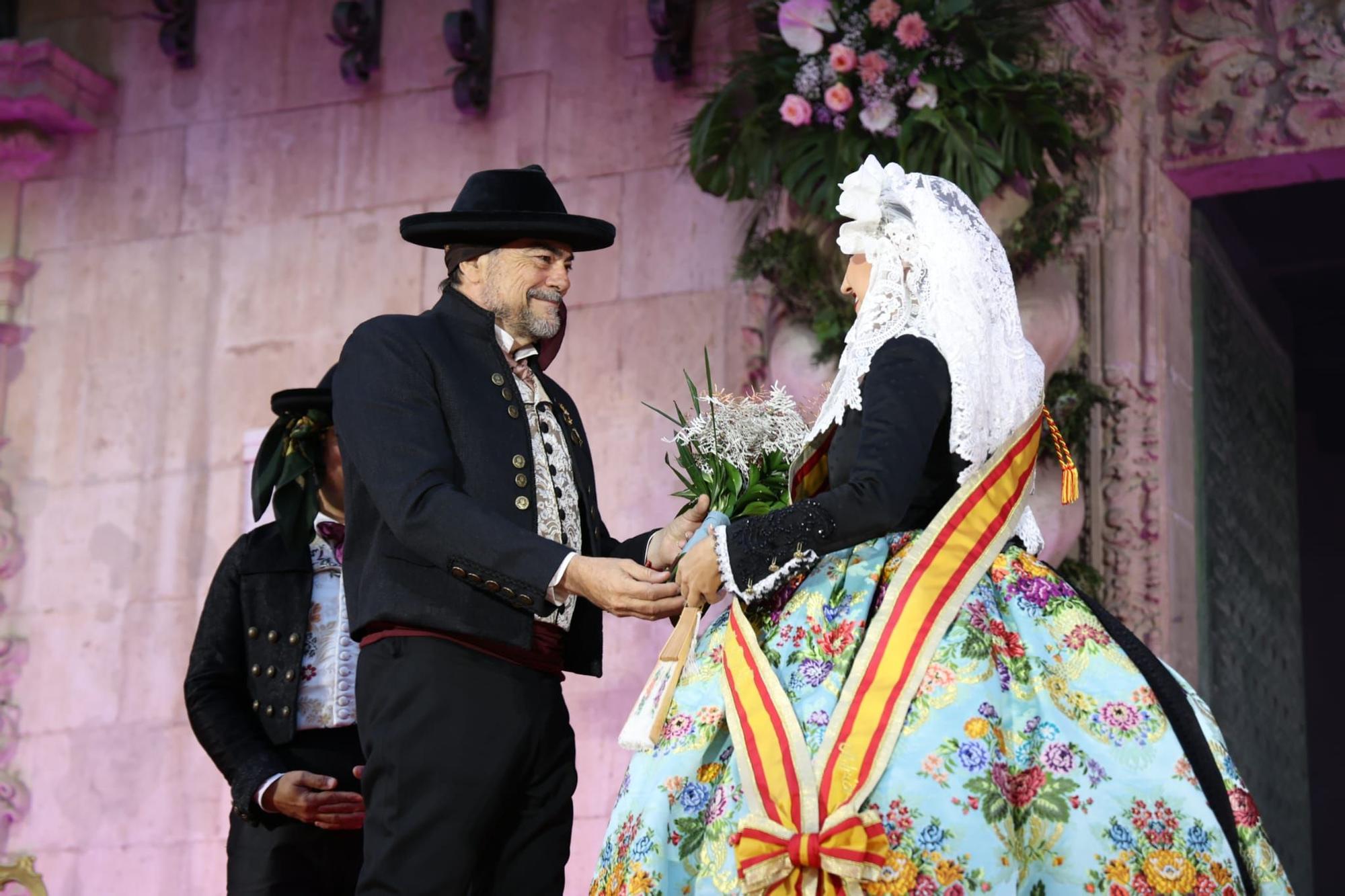 Las Hogueras de Alicante ya tienen proclamadas a la Bellea del Foc y a sus damas de honor