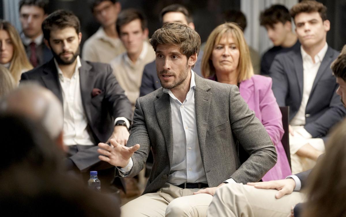 Madrid. 06.11. Evento Diálogos (im)posibles en el que han participado María Márquez, portavoz del PSOE en el Parlamento de Andalucía, Juan Carlos Caballero, portavoz del PP en el Ayuntamiento de Valencia, Albert Sáez, director de El Periódico, y Nacho Corredor, socio y vicepresidente de beBartlet.