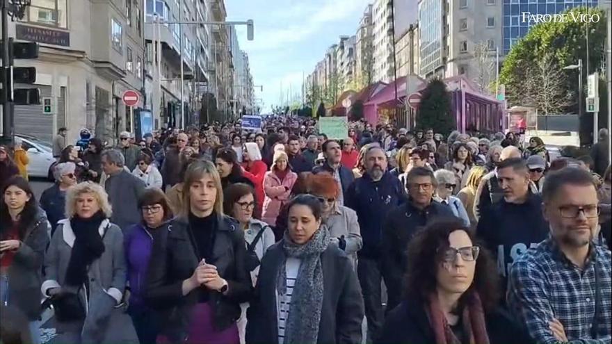 Multitudinaria manifestación en Vigo por el 8M, Día Internacional de la Mujer