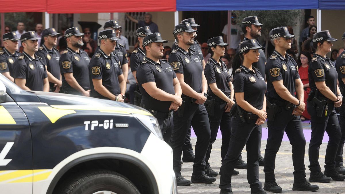 Agentes de la Policía Local de Sagunt.