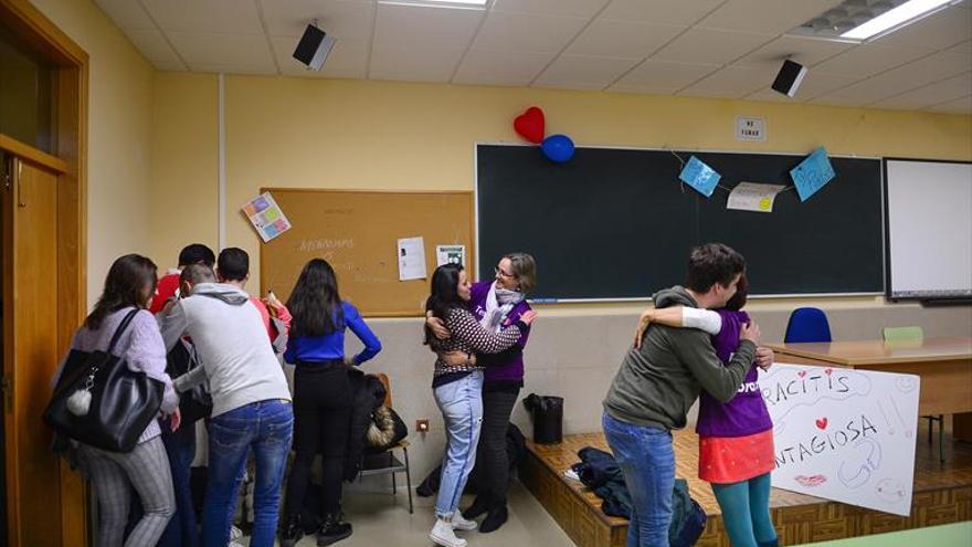 Abrazos para superar un examen