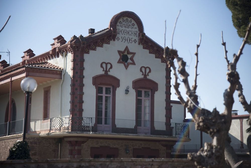 Així és la casa de La Morera de Manresa per fora