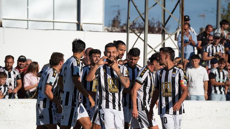 El Badajoz impone su ley ante el Marbella
