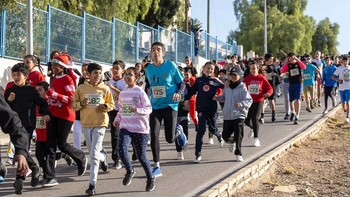 Mucho más que una carrera escolar por Navidad