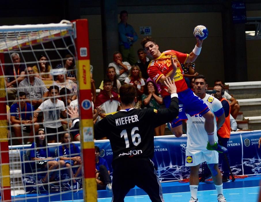 España escala la montaña y se despeña en el Mundial Júnior de Balonmano