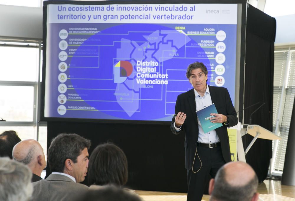 Presentación del informe de Ineca en el Distrito Digital