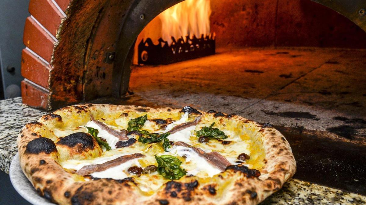 La 'Costa di Amalfi’, nombrada mejor pizza de Canarias.