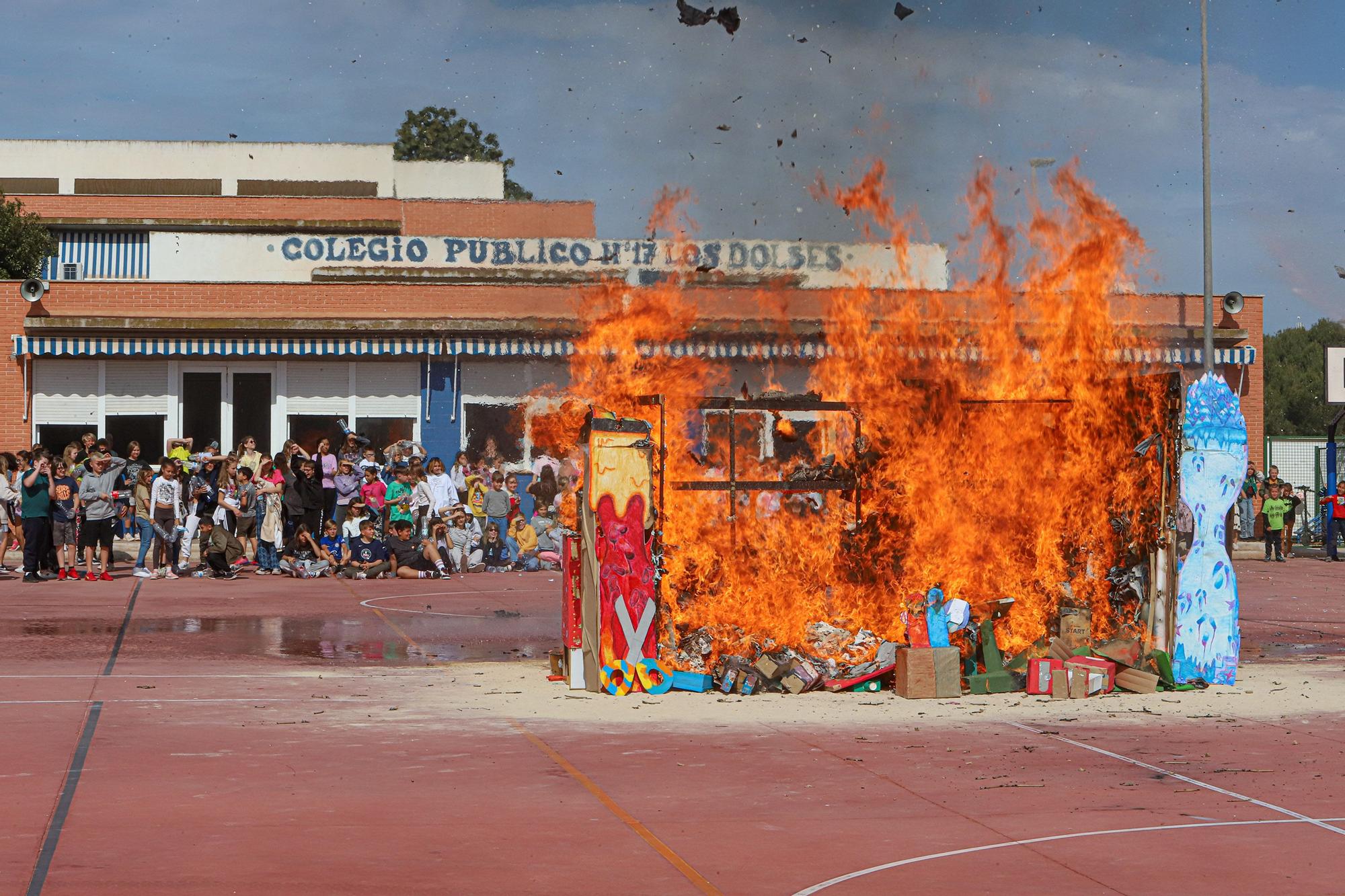 Cremà de Fallas en el CEIP Los Dolses