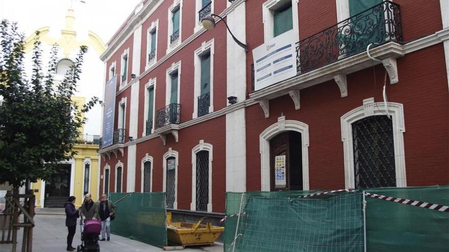 Las obras del hotel de la antigua Sevillana están a mitad de ejecución