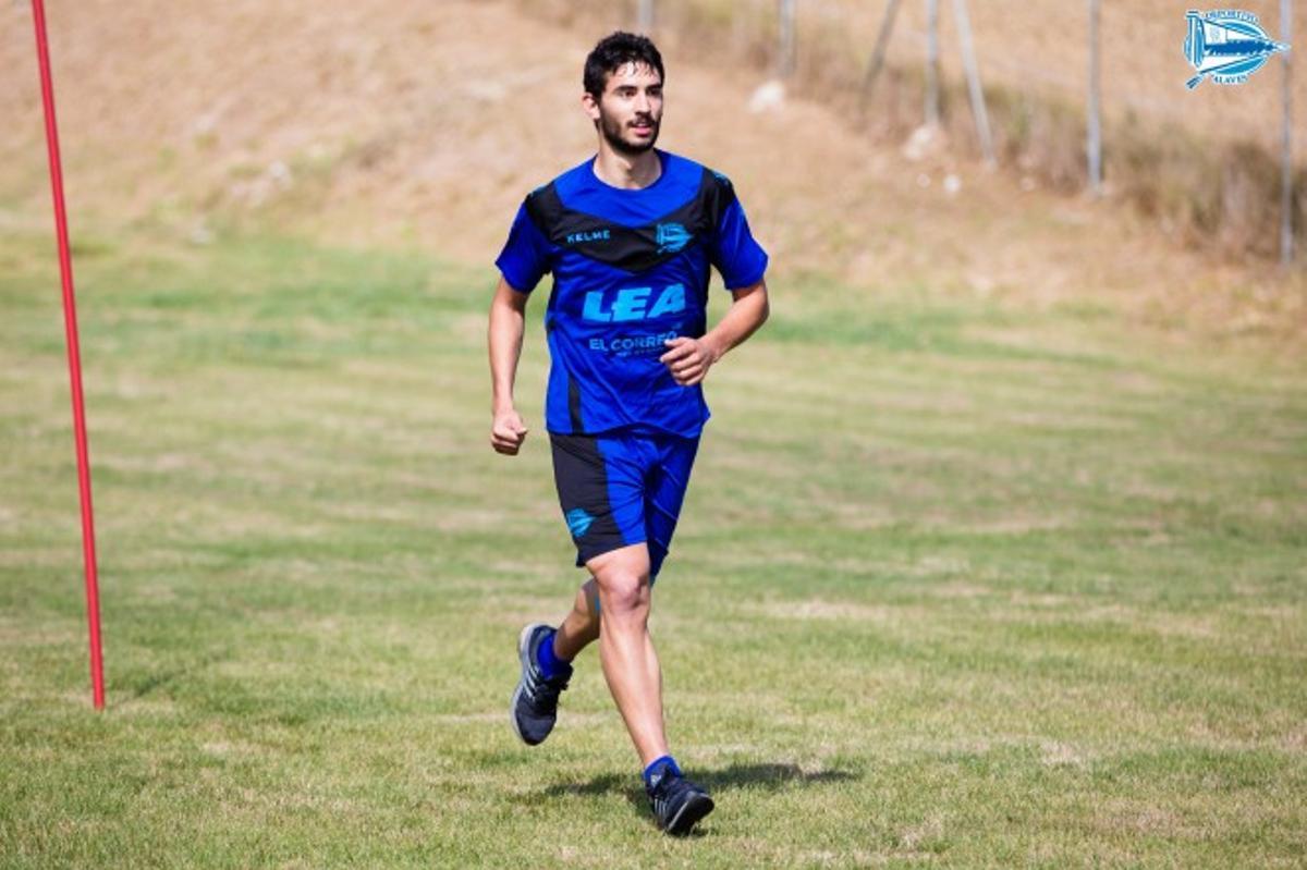 Einar Galilea, en su etapa por el Deportivo Alavés.