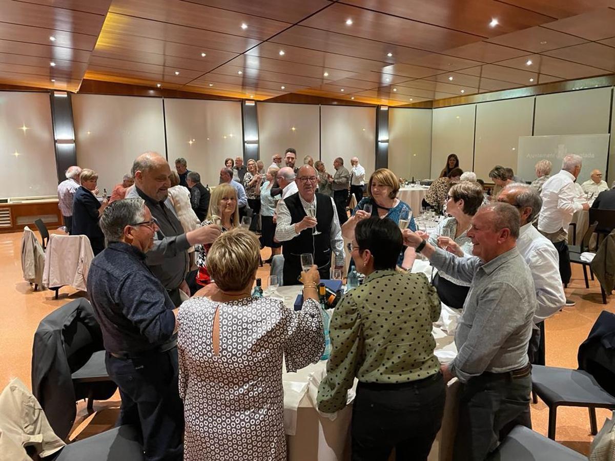 Igualada homenatja les parelles que celebren les seves noces d’or aquest any