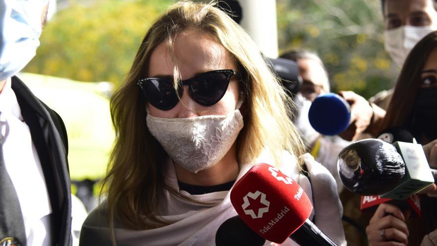 Ángela Dobrowolski, en libertad tras hacer estallar un explosivo casero en un piso de Barcelona