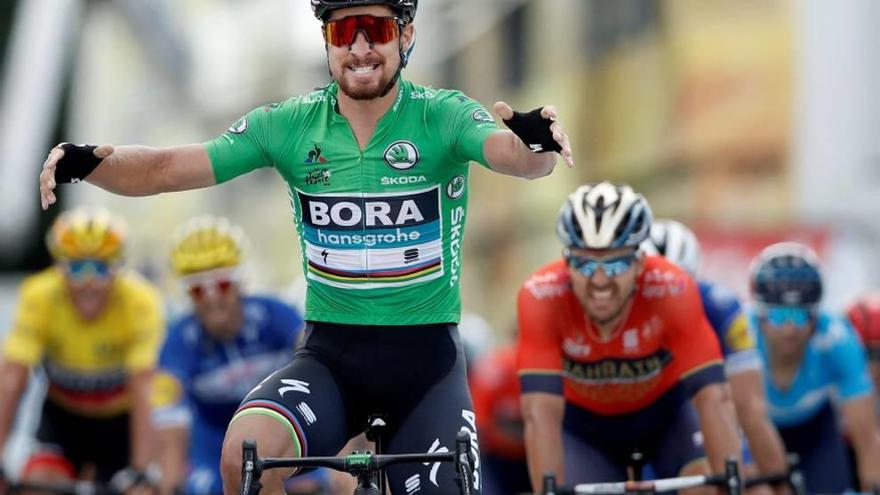 Valverde roza el podio en una etapa en la que se impone Peter Sagan