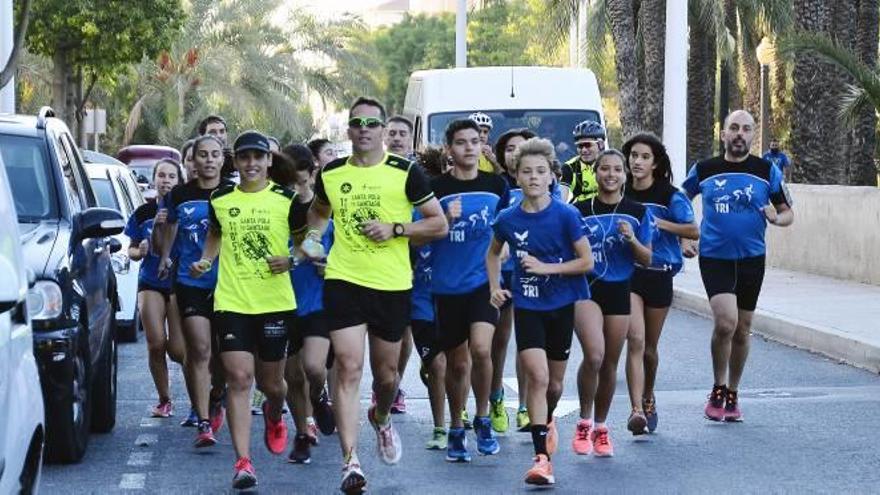 Pistoletazo de salida de la carrera el sábado en Santa Pola.