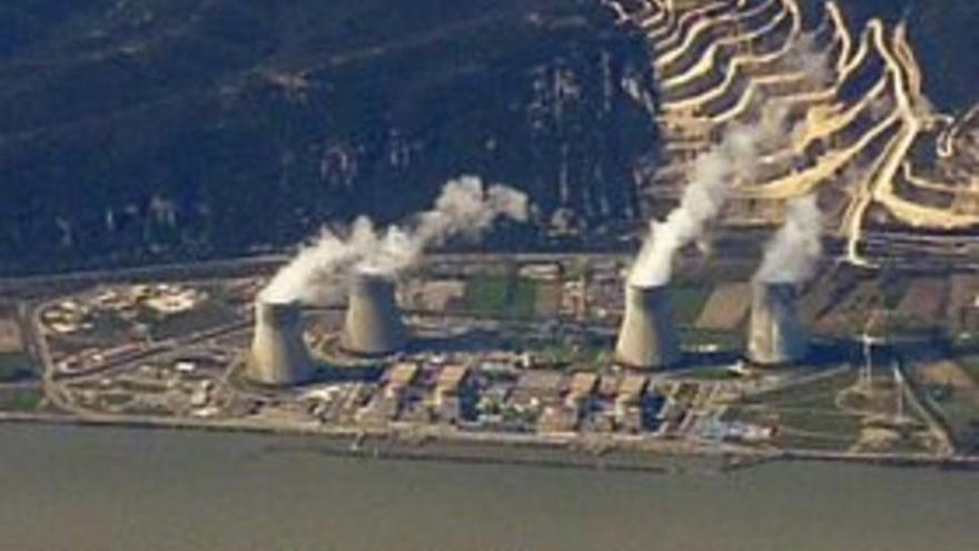 Greenpeace se cuela en una central nuclear francesa para denunciar la falta de seguridad