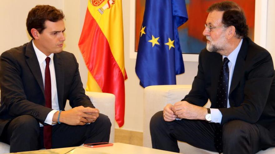 Rivera insisteix en el 155 i demana a Rajoy que «actuï avui mateix»