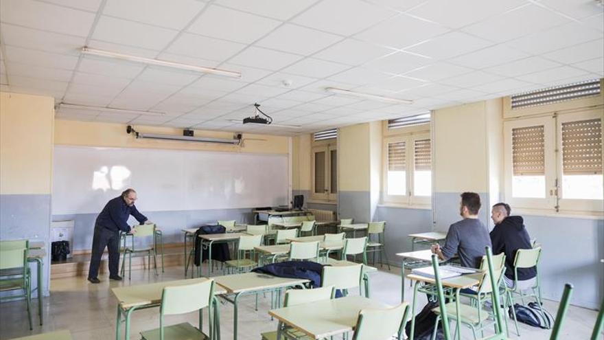 Los alumnos vacían aulas y llenan las calles