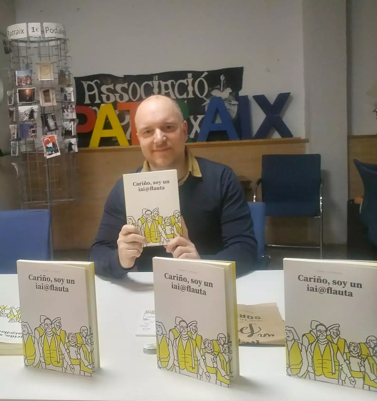 El periodista Gerard Sánchez presenta en Xàtiva su novela “Cariño, soy un iai@flauta”