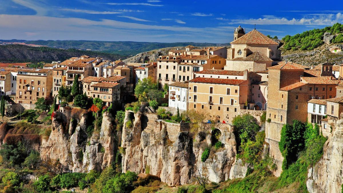 Las casas colgantes de Cuenca crean una imagen única en el mundo