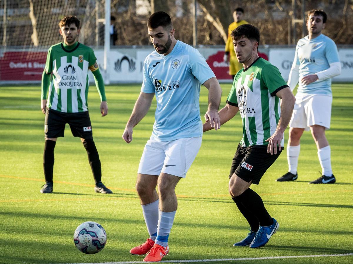 Un moment del Roses City B - La Jonquera.