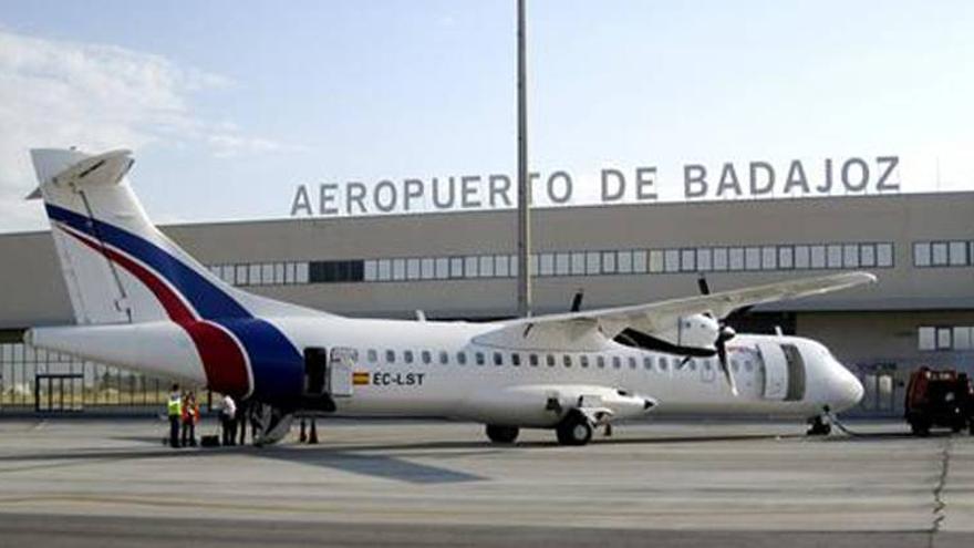 El aeropuerto mueve a 4.000 pasajeros el primer mes de operaciones de Air Europa