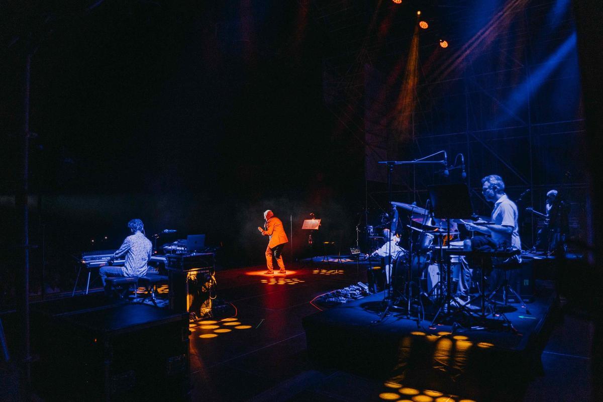 Víctor Manuel emociona al públic del Festival VALLVIVA