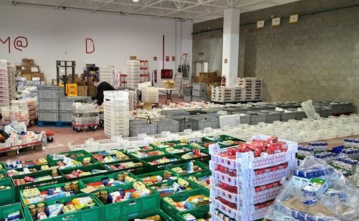 Fins a 2.600 famílies van dependre de les ajudes alimentàries del Rebost Solidari de Sabadell a l’estiu del 2020