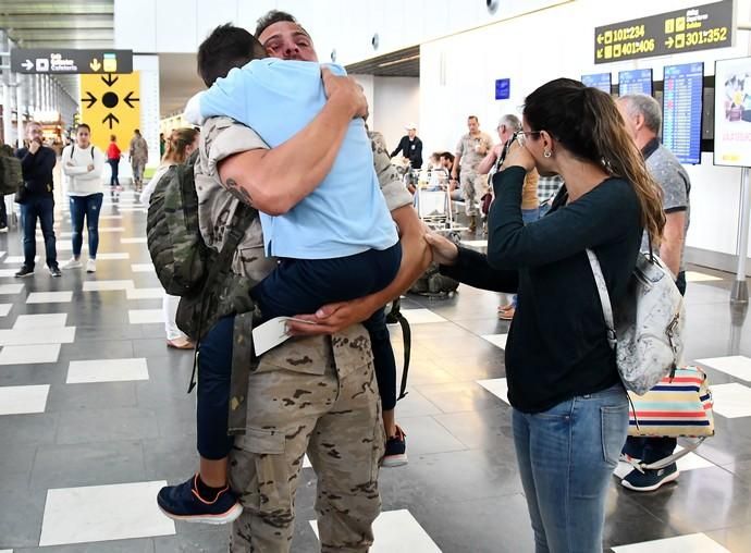 21/05/2019 TELDE.  El jefe del Mando de Canarias, el teniente general Carlos Palacios, despide a la primera rotación de mandos de la Brigada Canarias XVI que se desplaza a Mali para colaborar con la misión de la UE en ese país.  Fotógrafa: YAIZA SOCORRO.  | 21/05/2019 | Fotógrafo: Yaiza Socorro