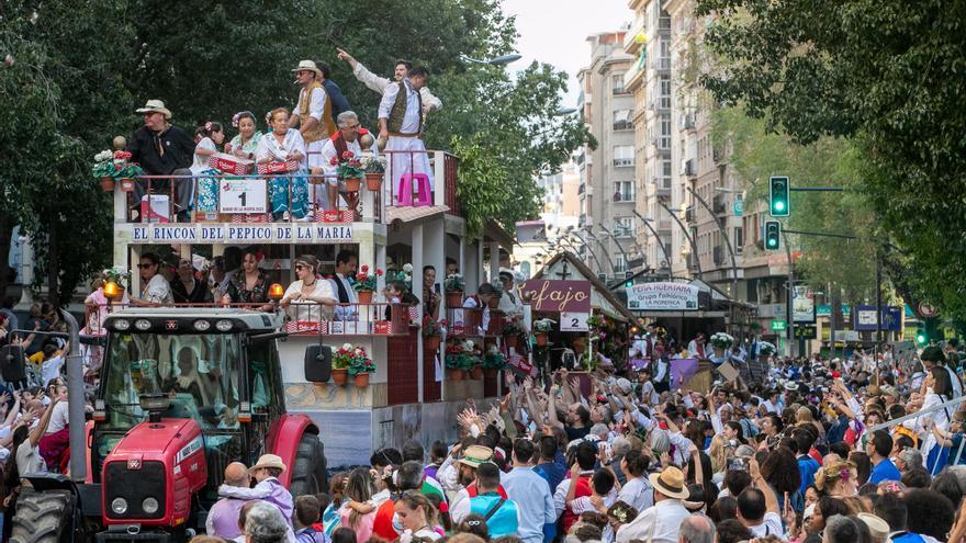 Murcia quiere impedir que la ciudad se convierta en un urinario público en las Fiestas de Primavera