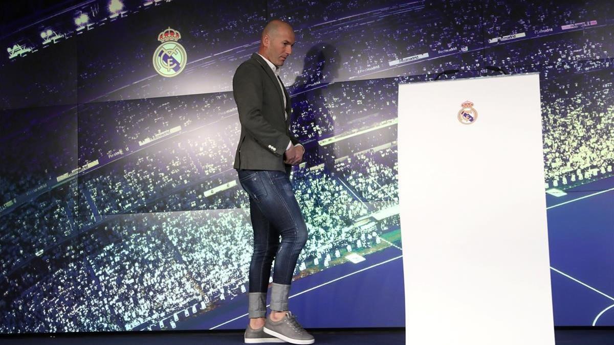 lmmarco47310254 soccer football   real madrid press conference   santiago be190312140526